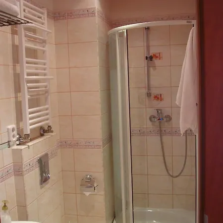 Lena Kwatera prywatna