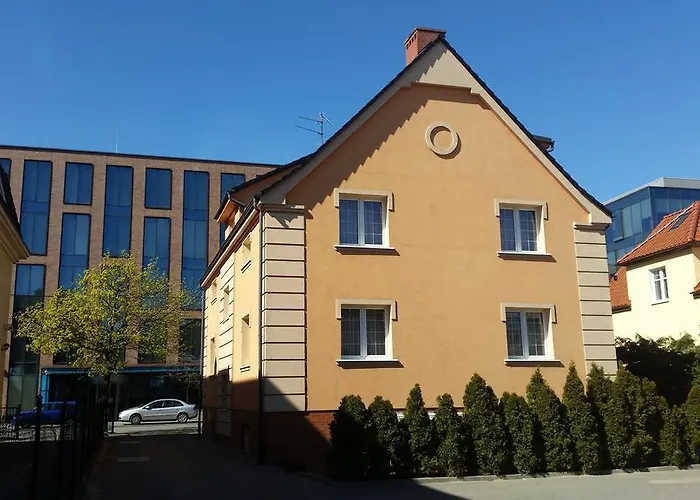 Lena Kwatera prywatna *